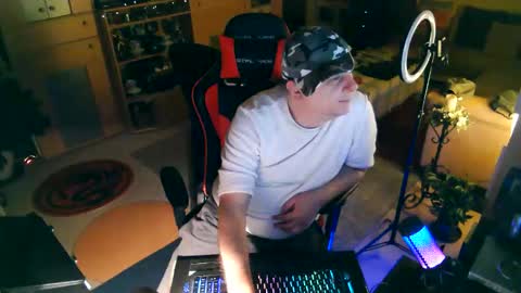 google5001 online show from February 6, 4:31 am