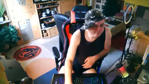 google5001 online show from March 4, 8:43 am