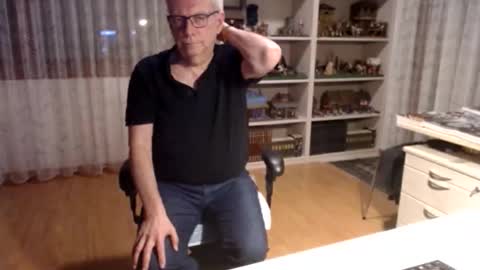 grandpach online show from February 19, 2:24 pm