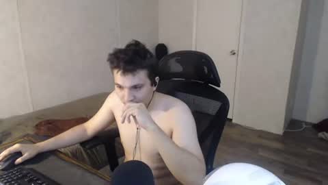 greendynomite_04 online show from June 28, 3:34 am