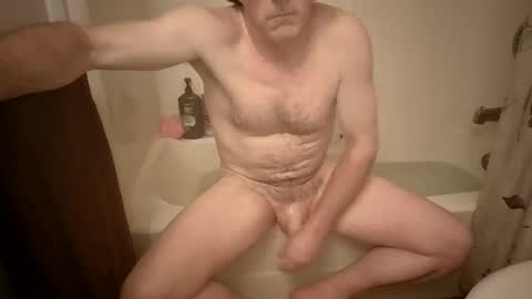 Snapshot of greenrooster1 chatting on September 29, 10:13 am greenrooster1 online show from September 29, 10:13 am