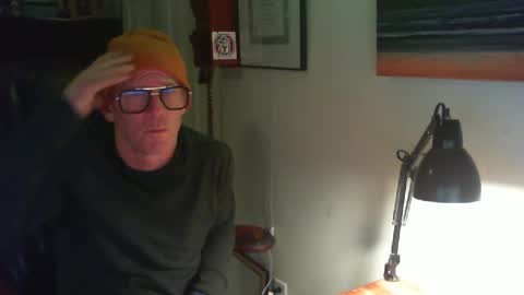 Snapshot of greenrooster1 chatting on January 7, 10:38 am greenrooster1 online show from January 7, 10:38 am