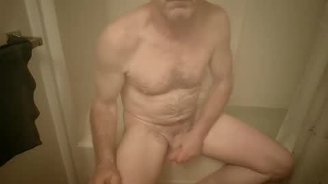 Snapshot of greenrooster1 chatting on September 11, 8:02 am greenrooster1 online show from September 11, 8:02 am