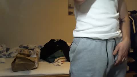 grejto0 online show from December 25, 3:08 am