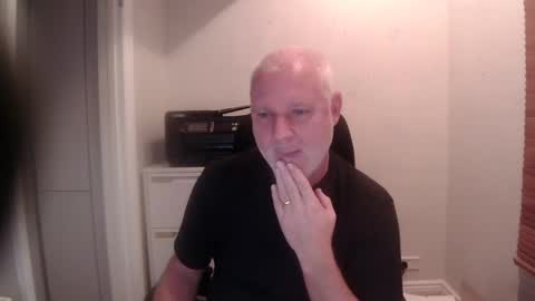 greyfox_6000 online show from December 9, 7:46 pm