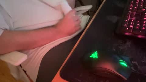 greyfurt18 online show from May 22, 5:34 am