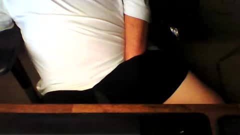 Snapshot of greyghost04 chatting on December 21, 2:26 pm greyghost04 online show from December 21, 2:26 pm