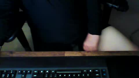 Snapshot of greyghost04 chatting on January 25, 8:10 pm greyghost04 online show from January 25, 8:10 pm