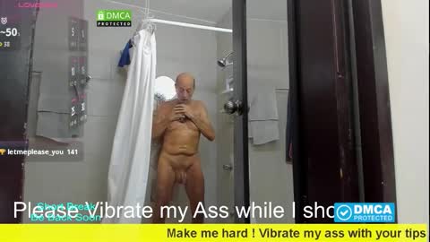 Grey.  If viewing your cam I am more likely to stay if you show your face. online show from December 16, 9:16 am