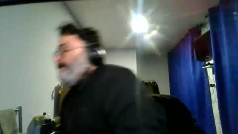 griegozorbatos online show from April 15, 3:28 am