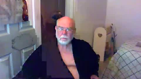 Gary online show from December 11, 12:56 am