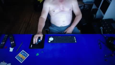 guesswhatigot2 online show from January 15, 9:02 am