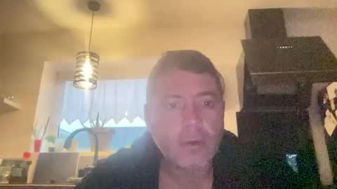 guil0 online show from October 23, 10:08 am