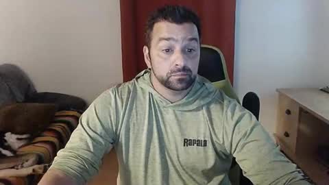 guillaume666286050 online show from September 21, 6:35 am