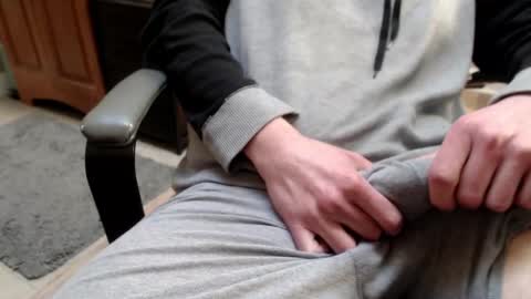 newbies online show from March 7, 5:17 pm