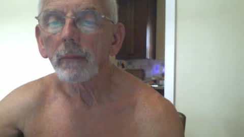 Roy online show from February 4, 6:49 pm