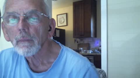 Roy online show from December 6, 7:01 pm