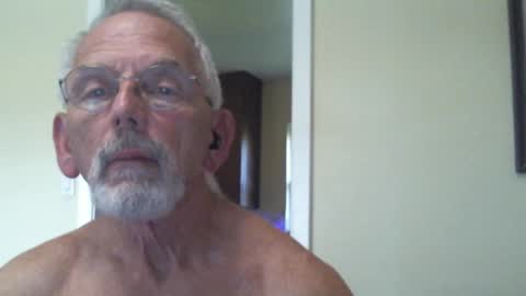 Roy online show from December 29, 9:30 pm