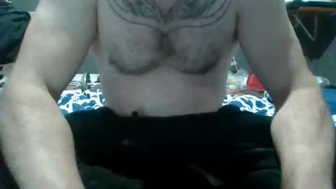 Snapshot of gunrunner253 chatting on October 11, 9:46 am gunrunner253 online show from October 11, 9:46 am