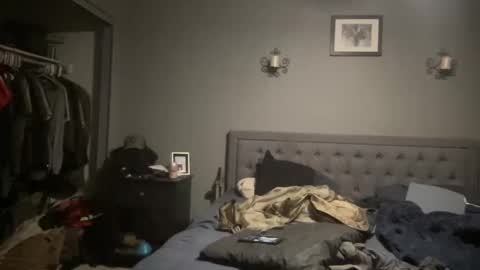 Snapshot of guyduder chatting on March 8, 1:59 am guyduder online show from March 8, 1:59 am