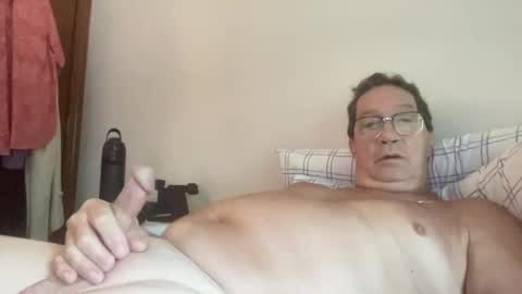 Snapshot of gwashere4u chatting on September 8, 2:16 pm gwashere4u online show from September 8, 2:16 pm