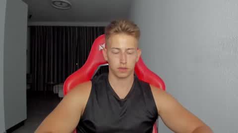 Oliver online show from November 2, 10:47 pm