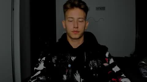 Oliver online show from March 2, 8:38 pm