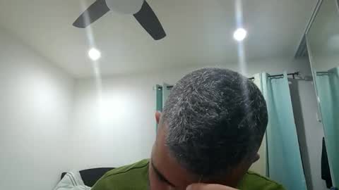 h0nest84 online show from December 23, 6:00 am