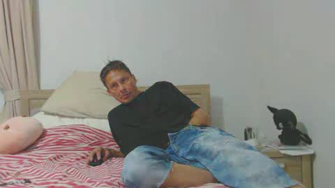 habitual_boy69 online show from February 28, 11:42 am