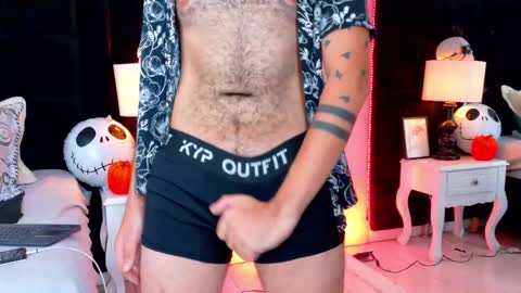 H A I R Y D I A M O N D online show from October 16, 4:42 am