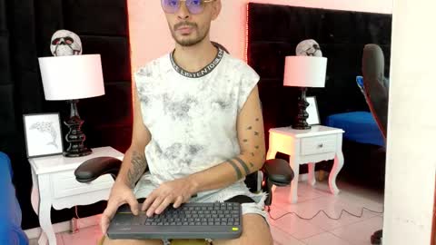 H A I R Y D I A M O N D online show from October 14, 11:06 am