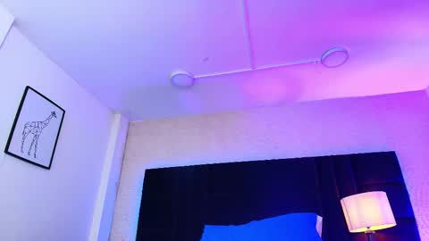 H A I R Y D I A M O N D online show from September 18, 5:09 am