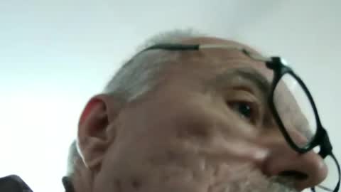 Snapshot of halfage chatting on December 3, 11:54 am other side of love online show from December 3, 11:54 am