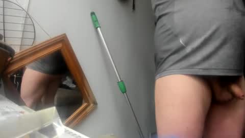 handncocknocum online show from February 1, 8:50 am