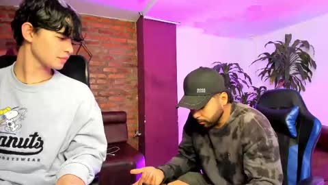 leonardfarrucknick and otis online show from September 27, 1:42 pm