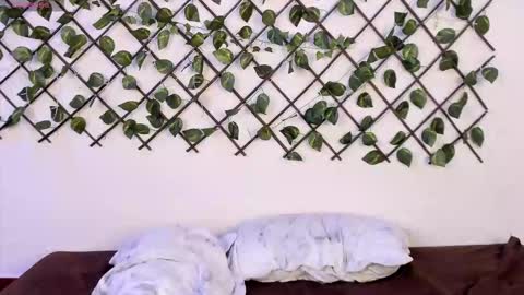 hans and andres online show from March 3, 10:38 pm