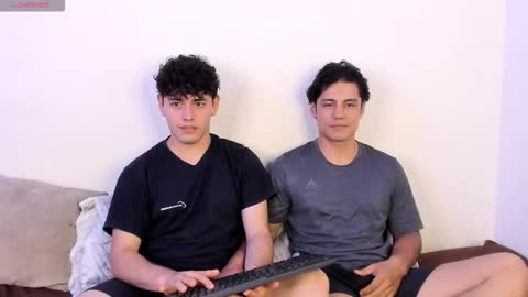 hans and andres online show from February 24, 1:07 am