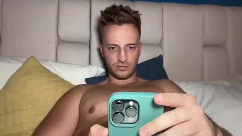 hanzlagerfelt online show from November 5, 11:07 pm