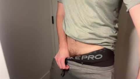 hard4you242 online show from February 4, 8:20 am