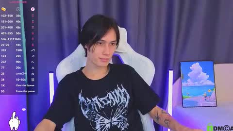 Mark online show from February 17, 11:42 am