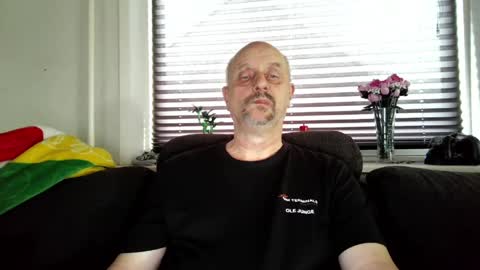 MrLazy online show from June 2, 4:19 pm