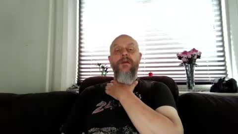 MrLazy online show from April 28, 10:31 am