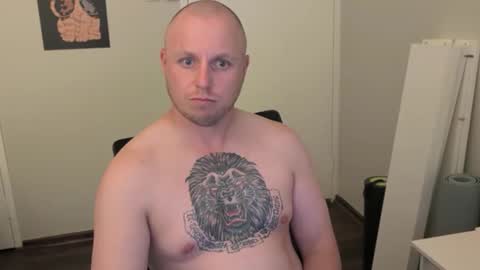 Stand Lee online show from March 27, 7:12 am