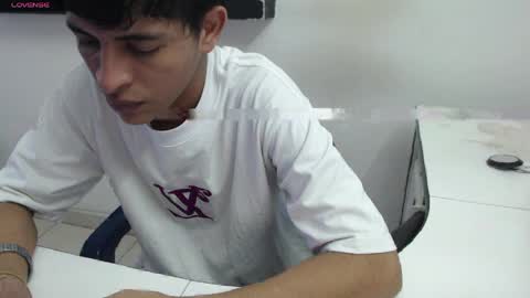 Andres Dean online show from May 4, 10:22 pm