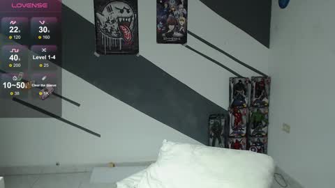 harold_18_ online show from December 9, 7:35 pm