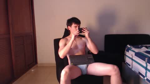 Sebastian online show from February 7, 2:45 pm