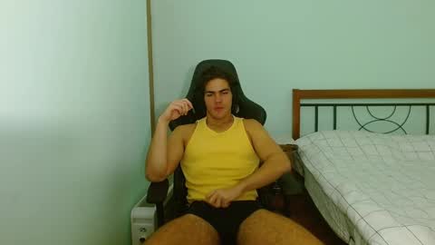 Snapshot of harryking1 chatting on October 17, 6:12 pm harryking1 online show from October 17, 6:12 pm