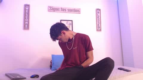 harry thomson online show from December 26, 11:46 pm