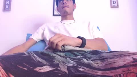 harry thomson online show from February 15, 5:09 am