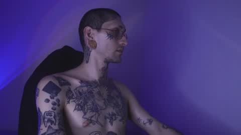 More content   2   online show from November 20, 1:16 am